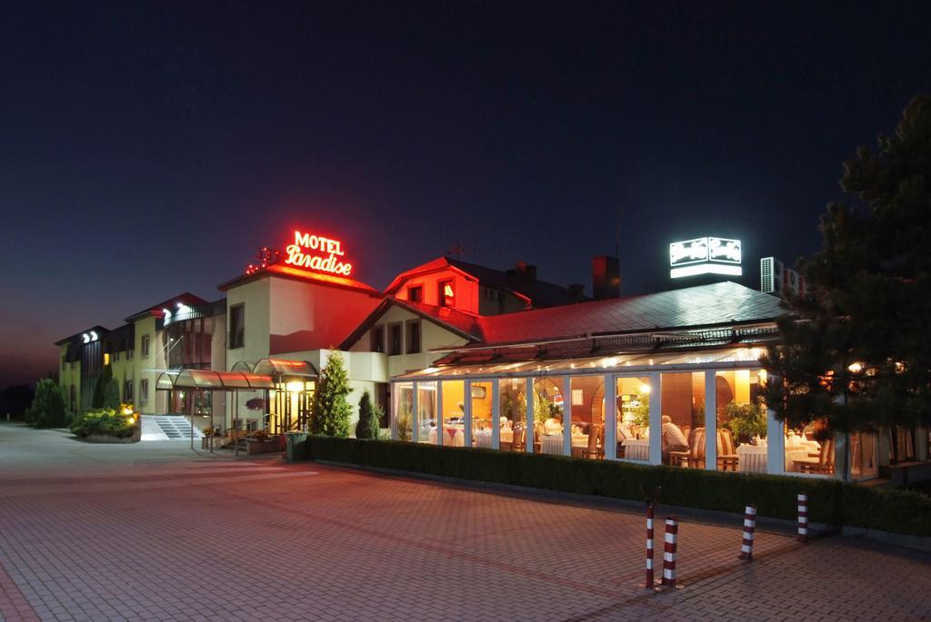 Motel Paradise Torzym Eksteriør billede