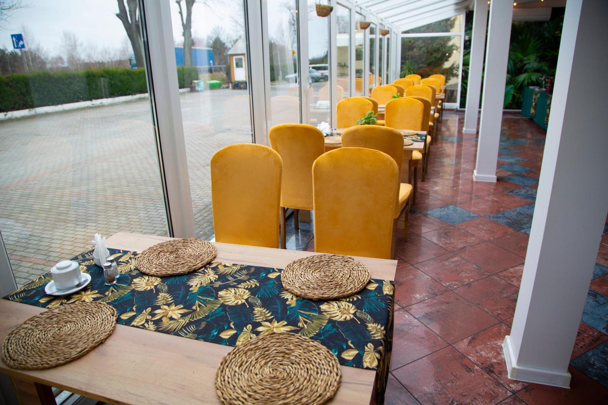 Motel Paradise Torzym Eksteriør billede